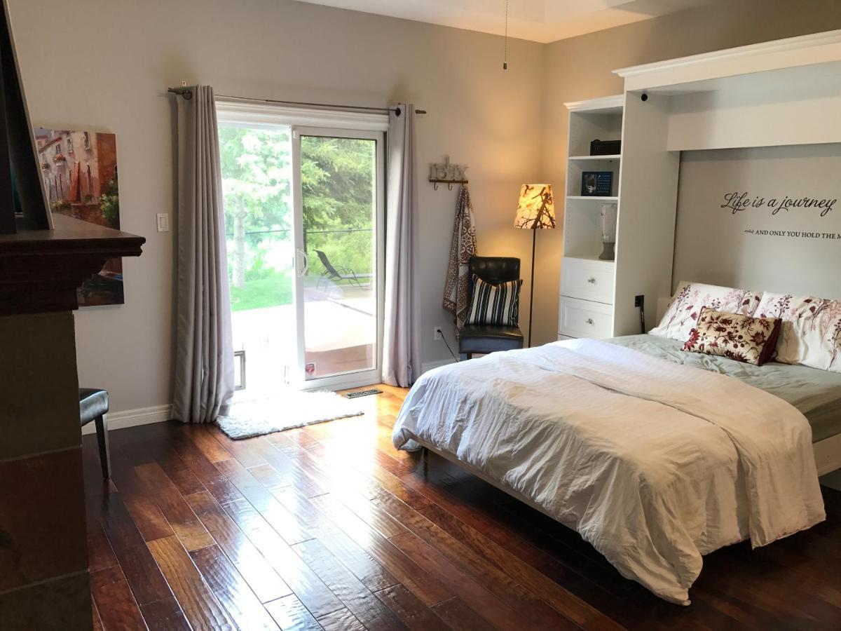 Cozy Luxury On The Thames In Ontario! Lejlighed London Eksteriør billede